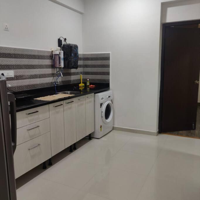 Kivi'S Kozy 2Bhk Luxurious Apartment Goa By Leela Homes Arpora Extérieur photo